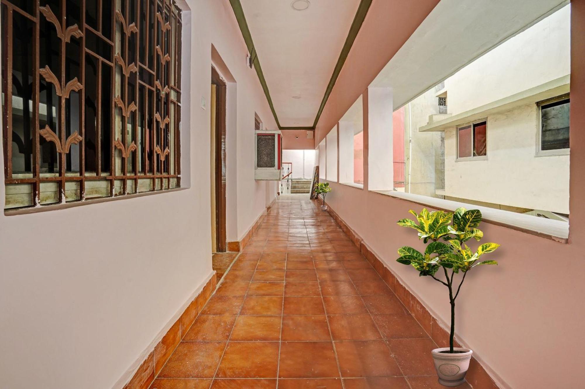 Hotel O B N Palace Rāipur Eksteriør billede