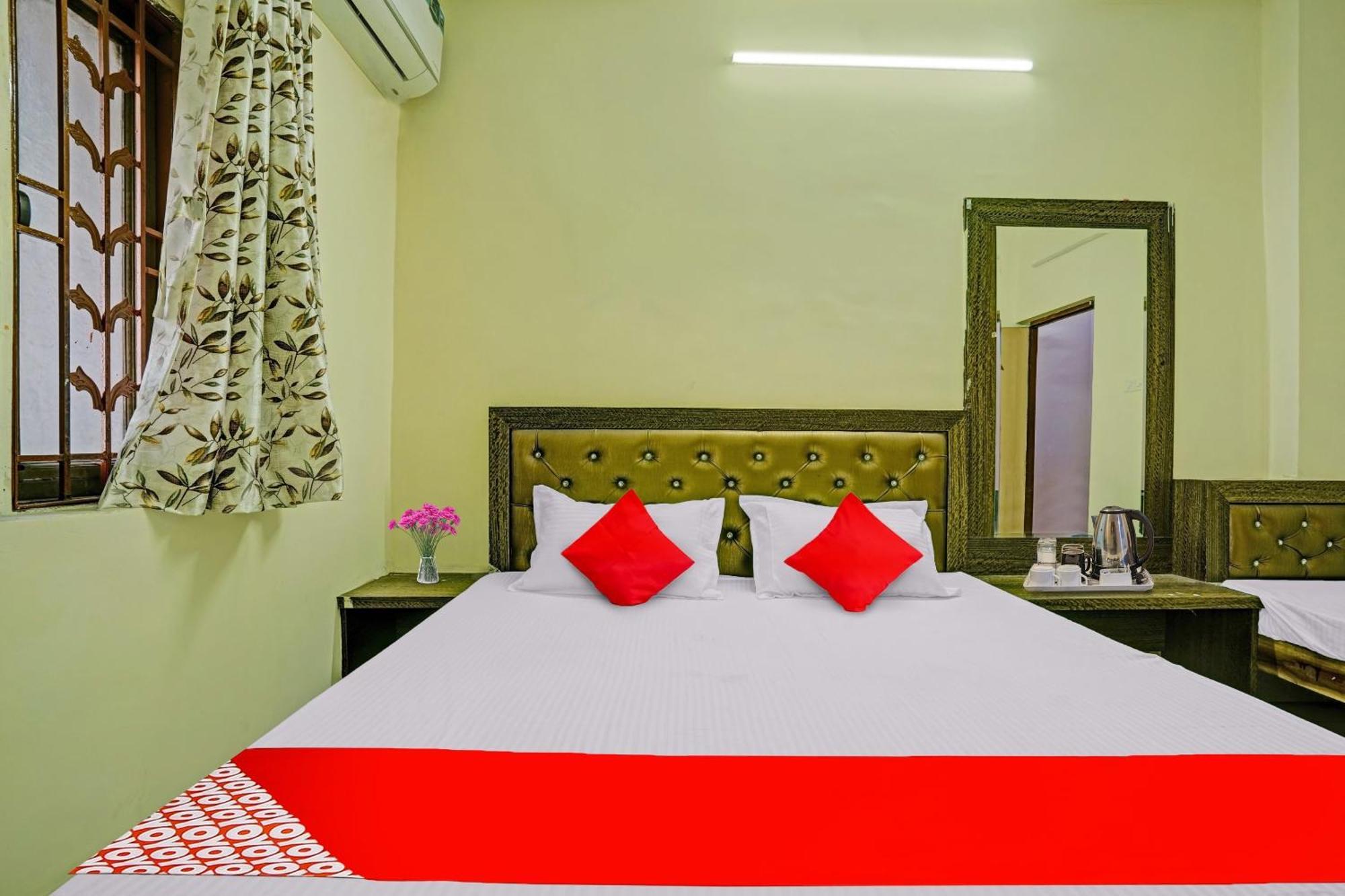 Hotel O B N Palace Rāipur Eksteriør billede